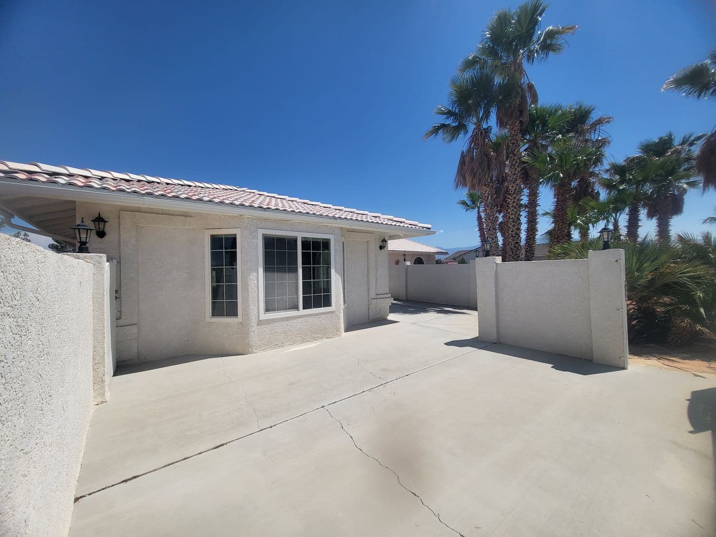 Pahrump House: 330 China St.