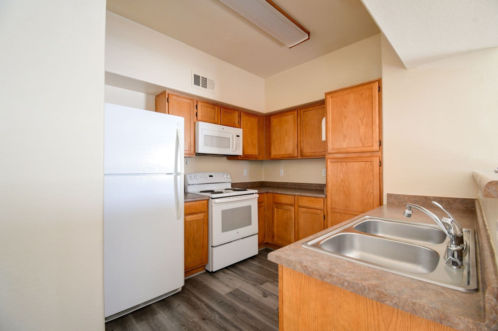 Las Vegas House: 7255 W Sunset Rd. #1077