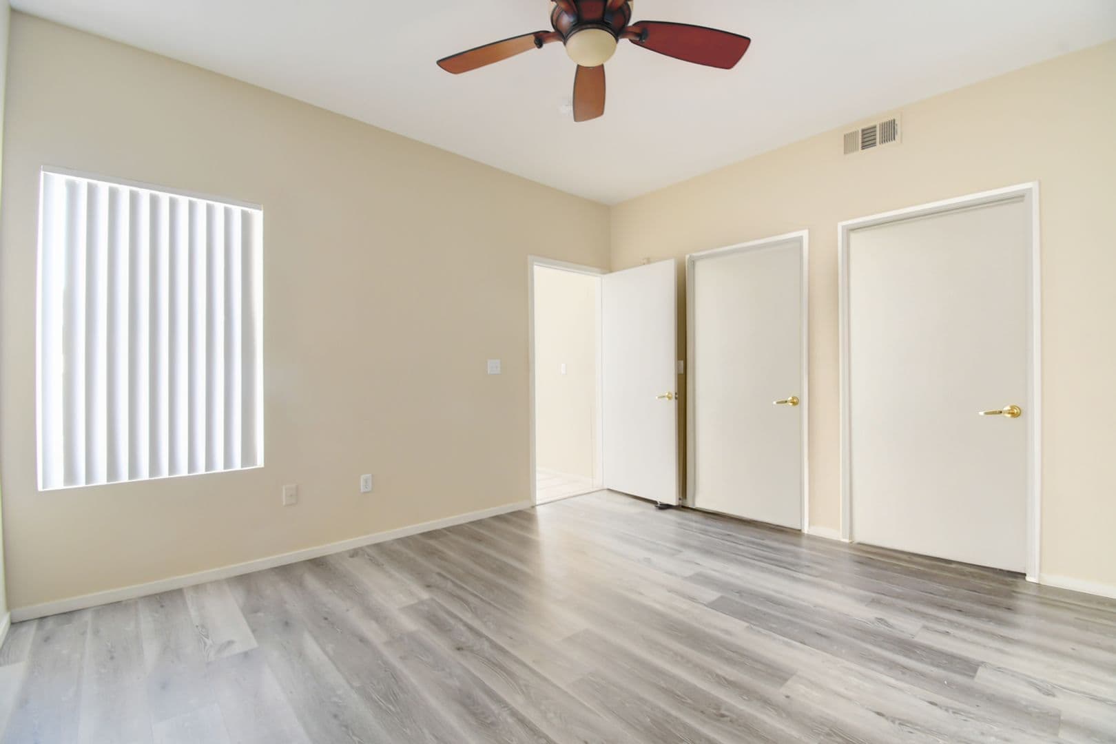 Las Vegas House: 7255 W Sunset Rd. #1077