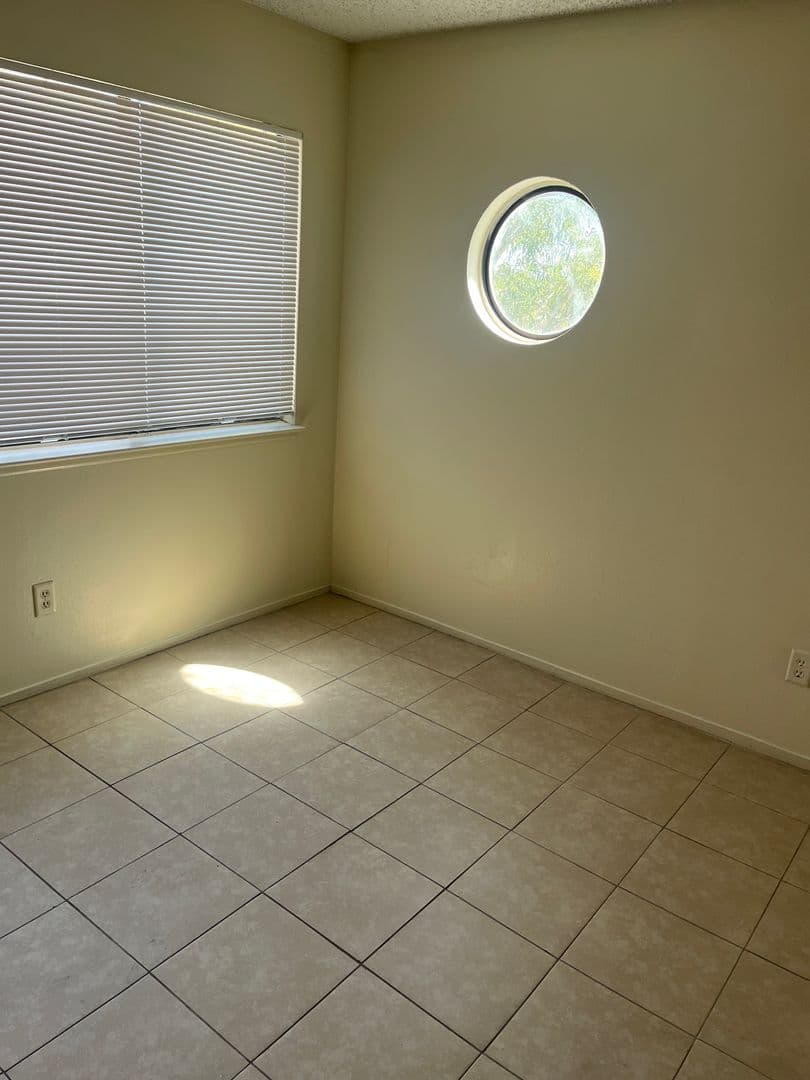 Las Vegas Apartment: 3708 Scuba Cir.