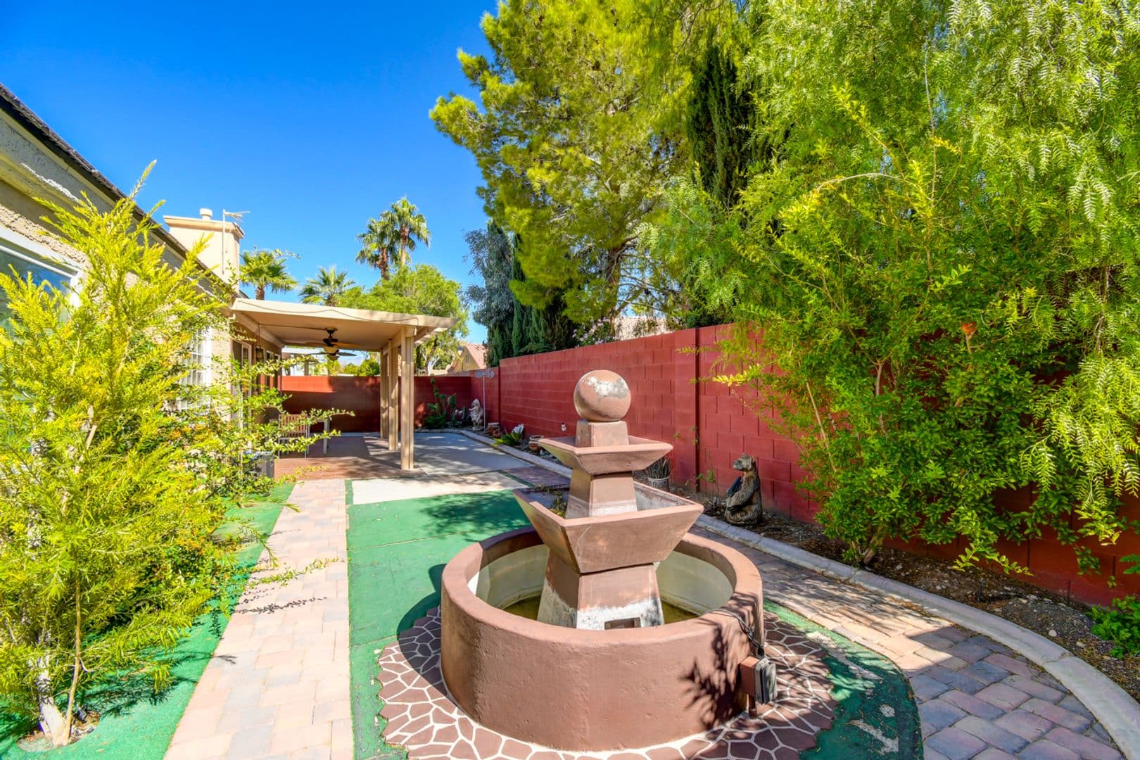 Las Vegas House: 3428 Lockport St.