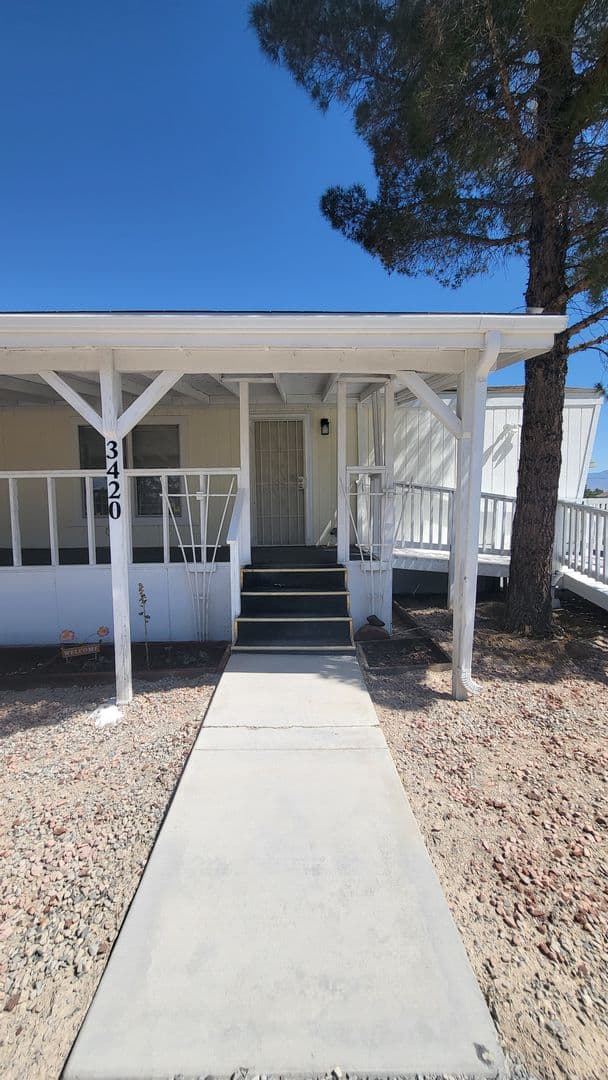 Pahrump House: 3420 Van Lane