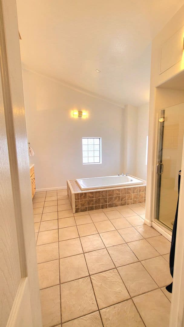 Pahrump House: 5360 S Corrine St