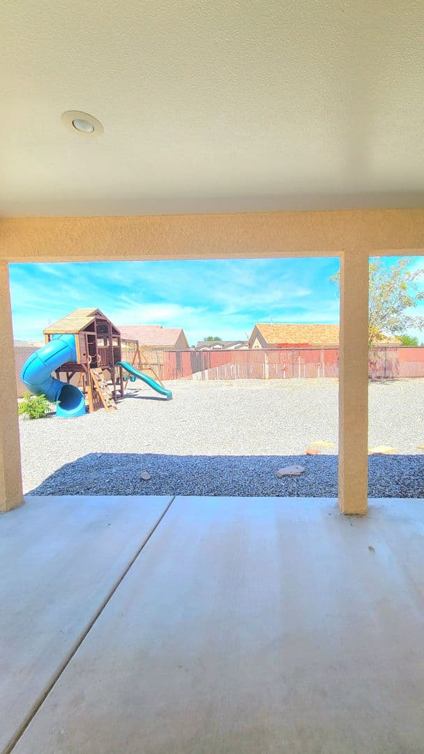 Pahrump House: 6740 Longmeadow Dr.