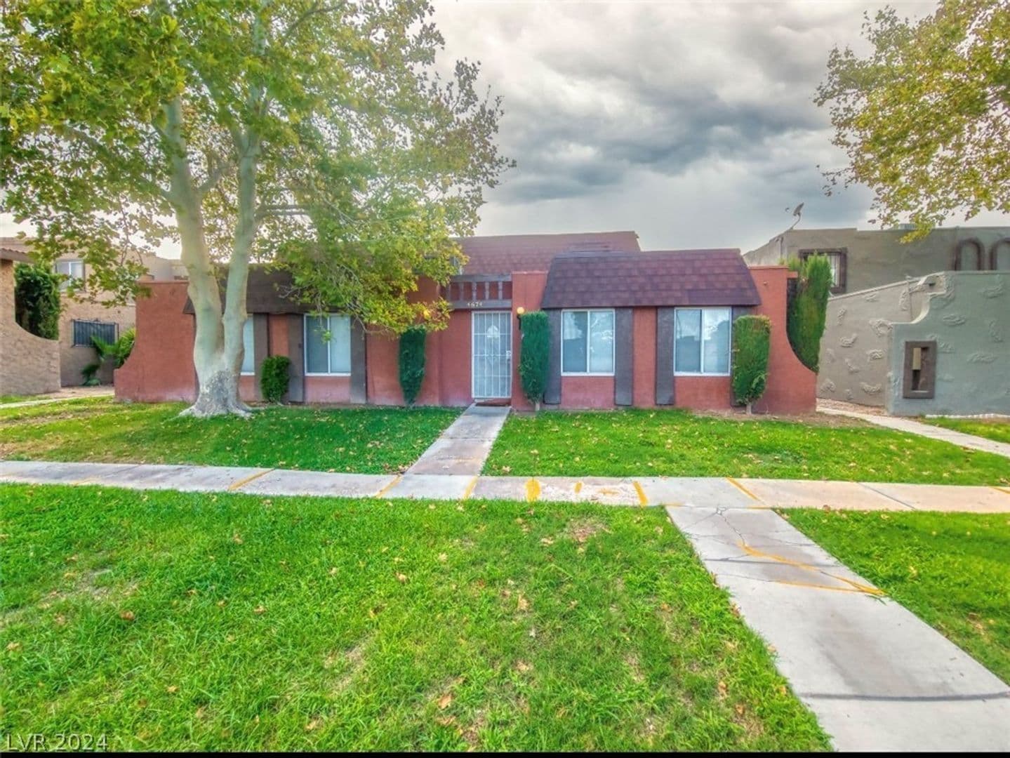 Las Vegas House: 4674 Monterey Cir