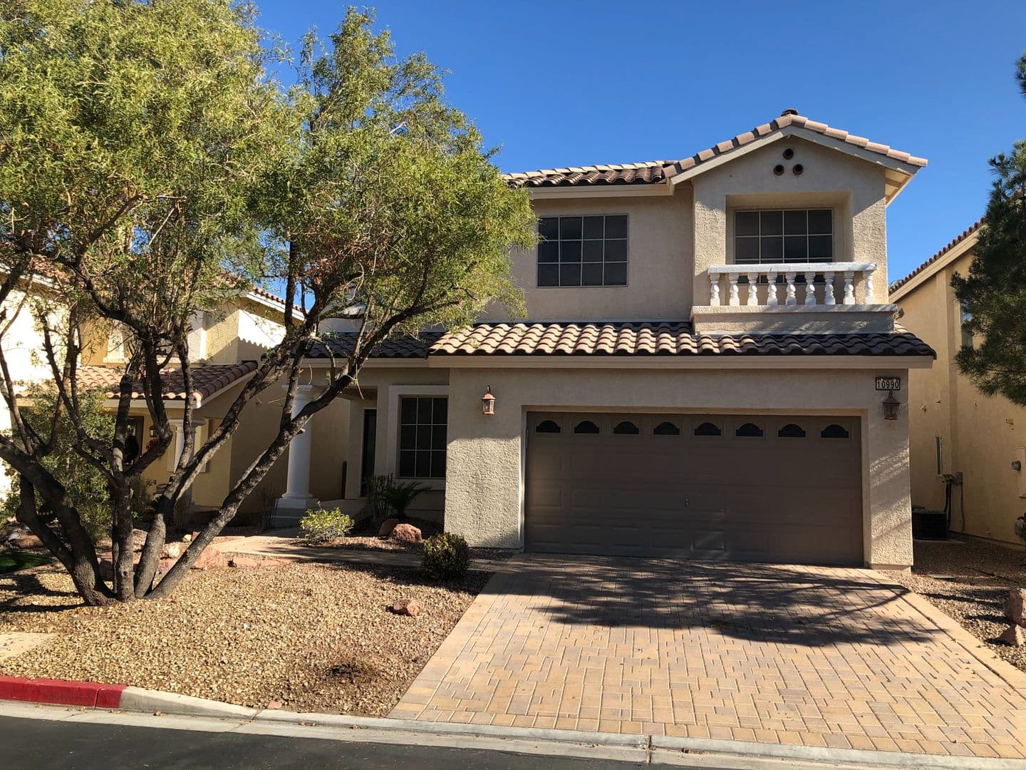 Las Vegas House: 10990 Calcedonian St.
