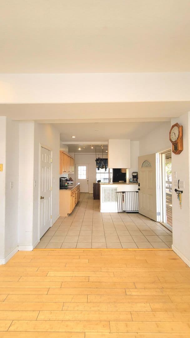 Pahrump House: 5360 S Corrine St