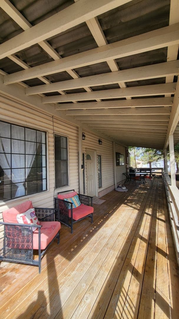 Pahrump House: 5360 S Corrine St
