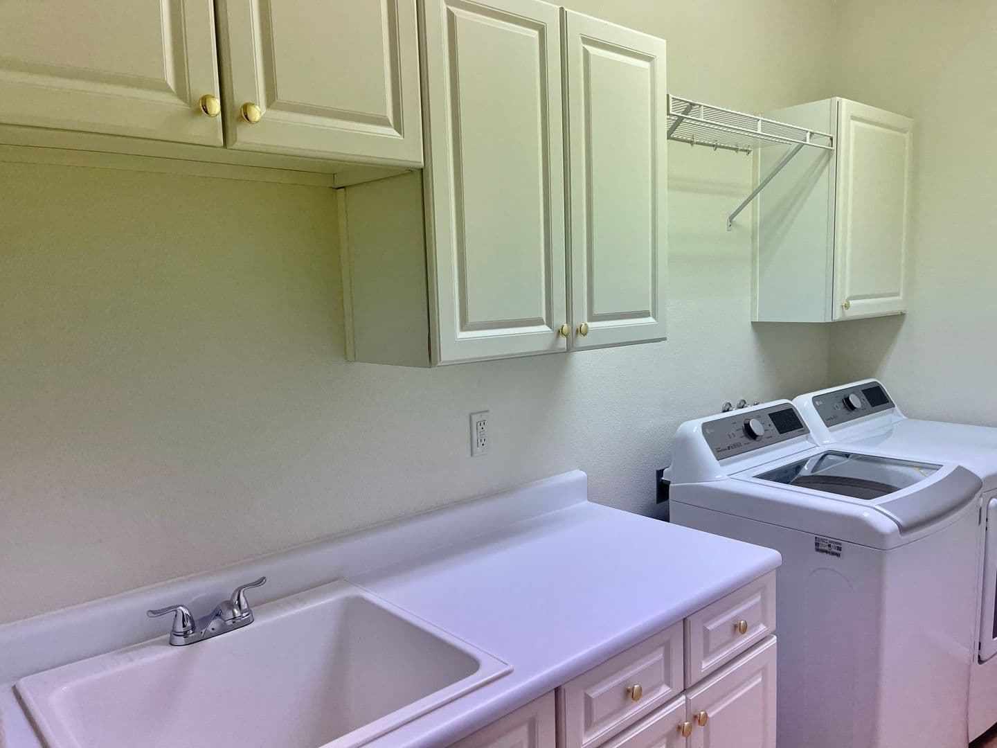 Las Vegas House: 1708 Hills of Red Dr. #201