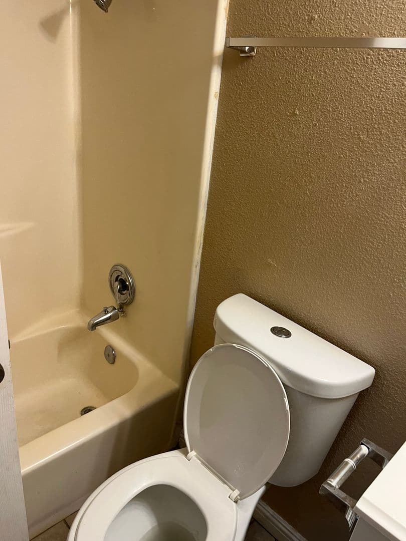 Las Vegas Apartment: 2041 Bledsoe Ln