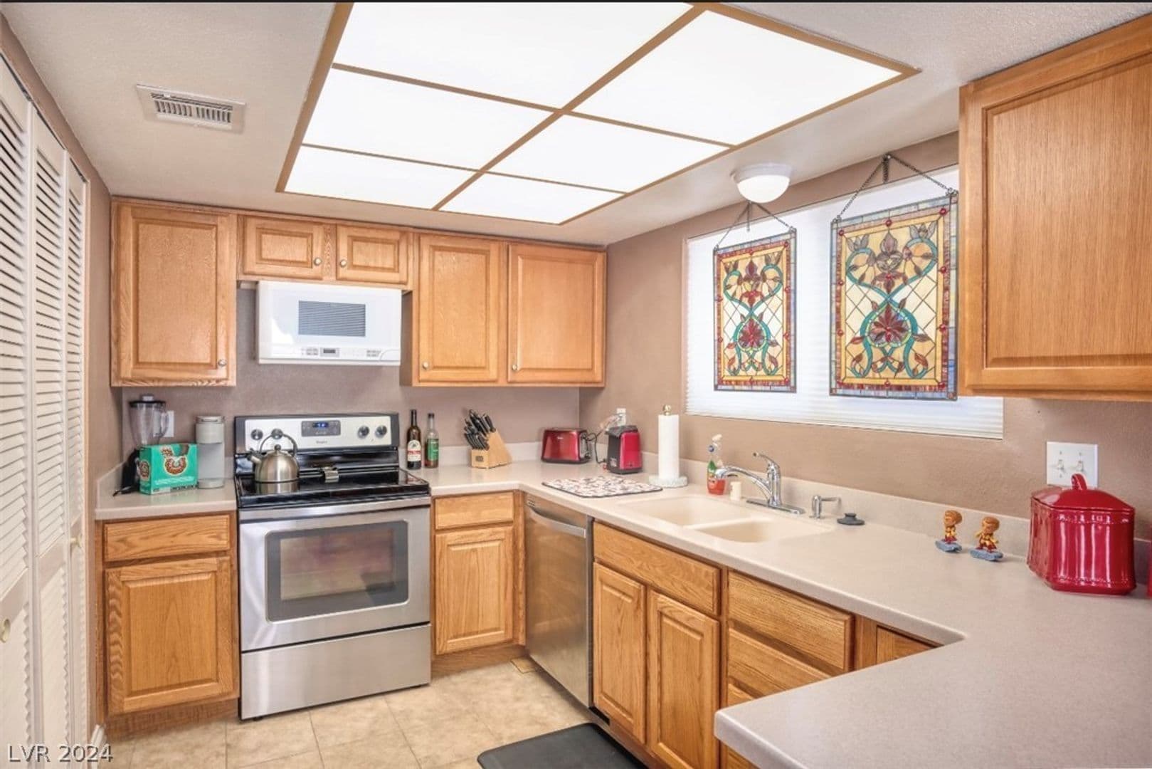Las Vegas House: 4674 Monterey Cir