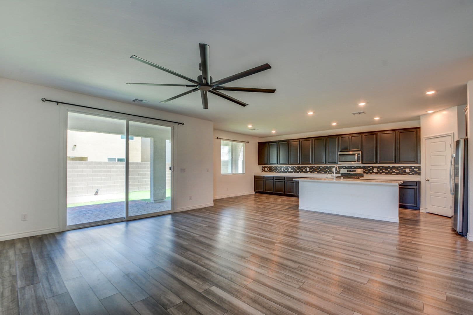 Las Vegas House: 6808 Bayou Hollow Ave