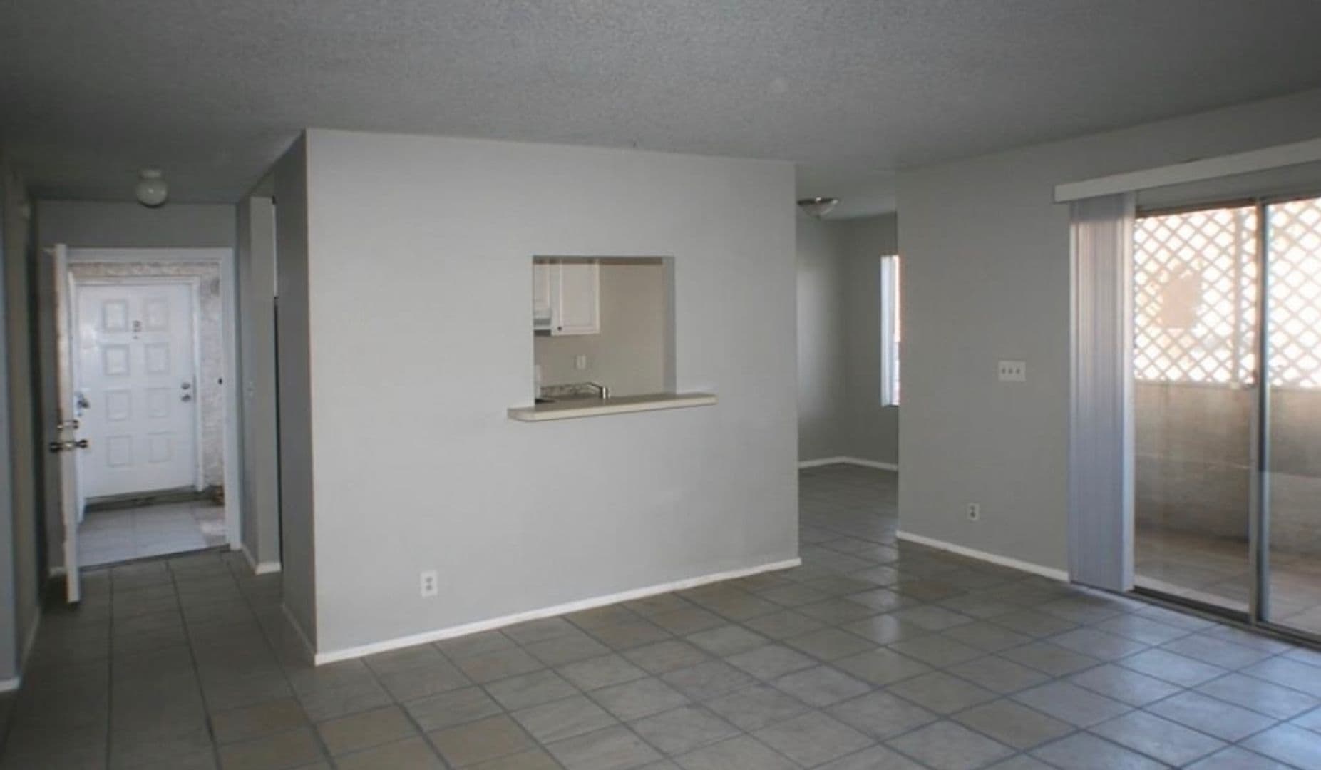 Las Vegas Apartment: 2762 Sidewinder Ln.