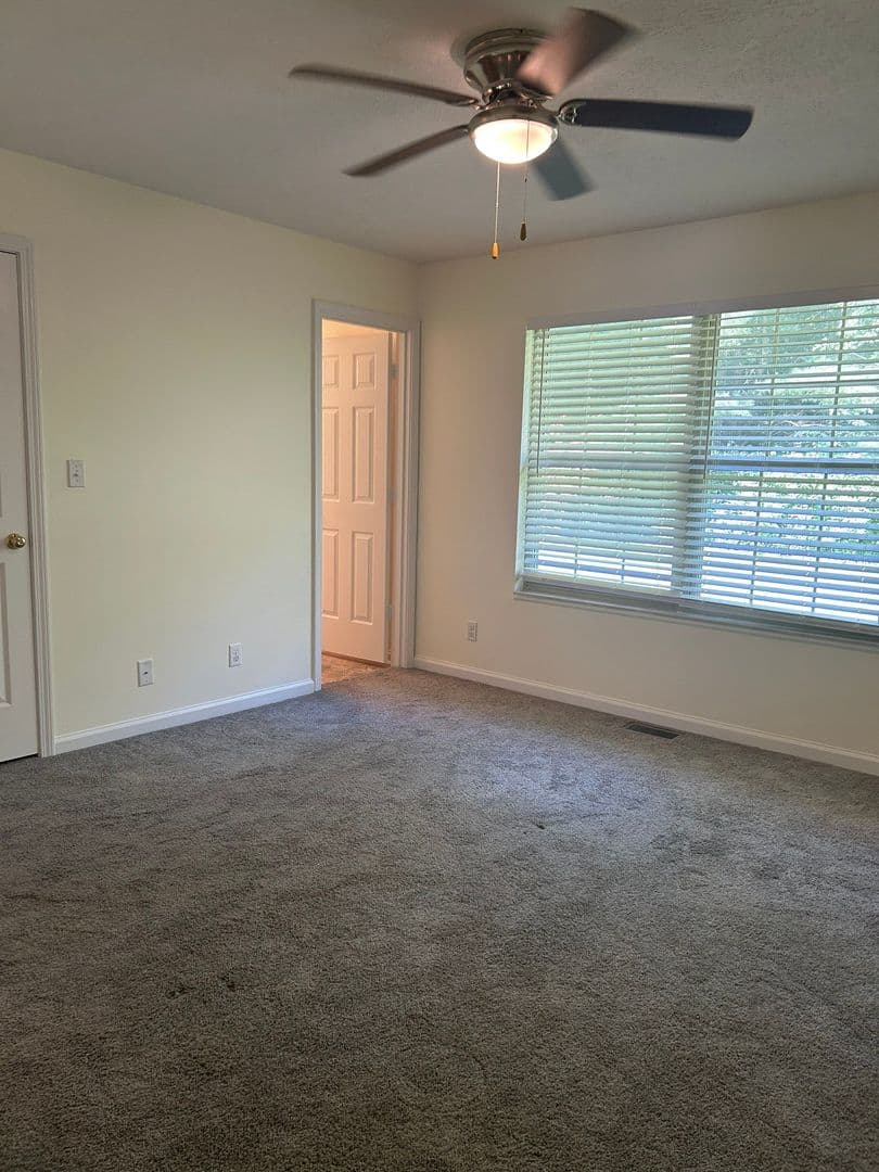 West Lafayette House: 4320 Roundtable Ct.