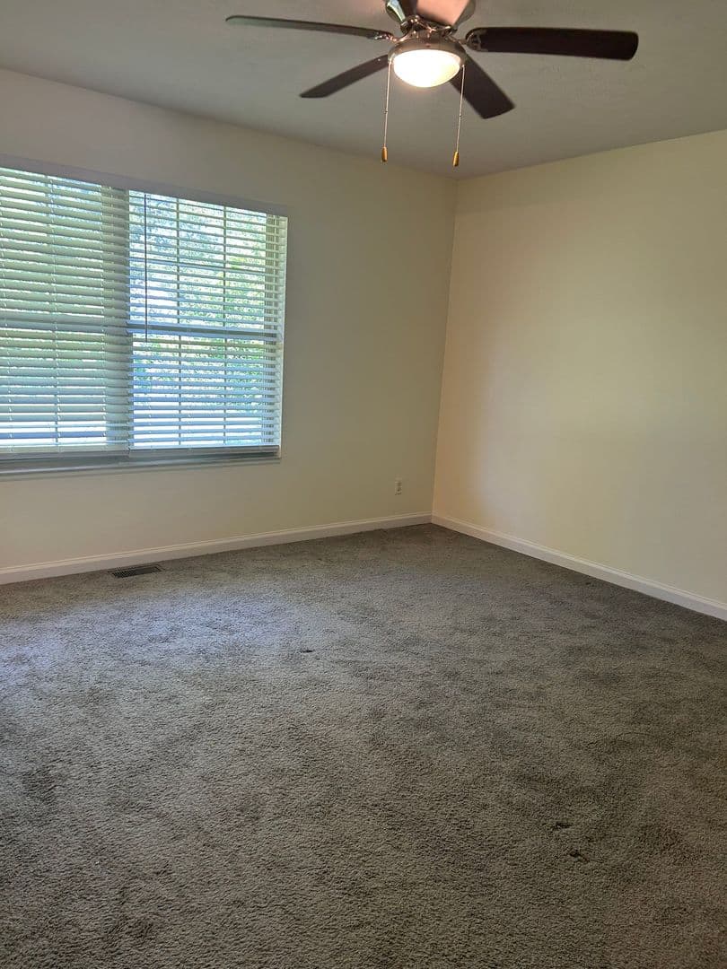 West Lafayette House: 4320 Roundtable Ct.