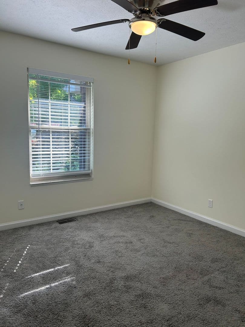 West Lafayette House: 4320 Roundtable Ct.