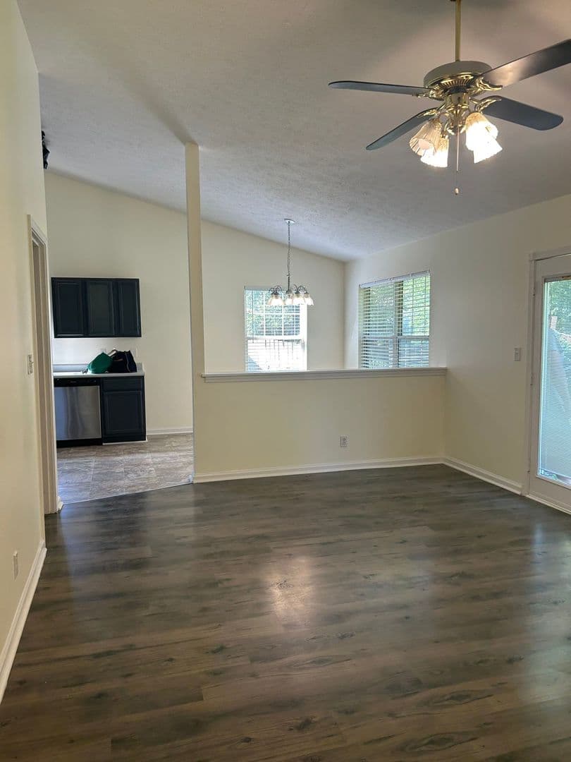 West Lafayette House: 4320 Roundtable Ct.