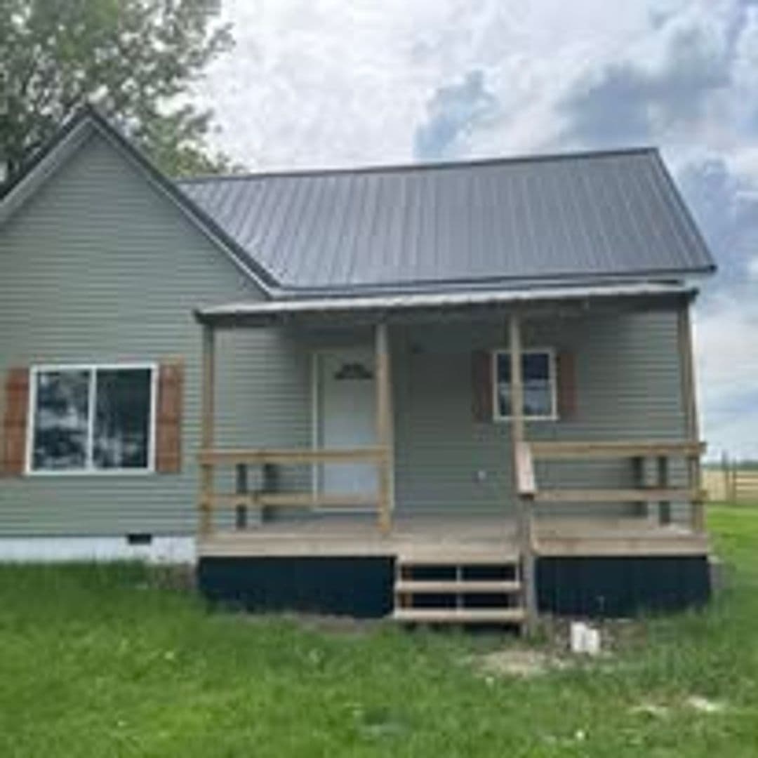 Exeter House: 335 State Hwy CC