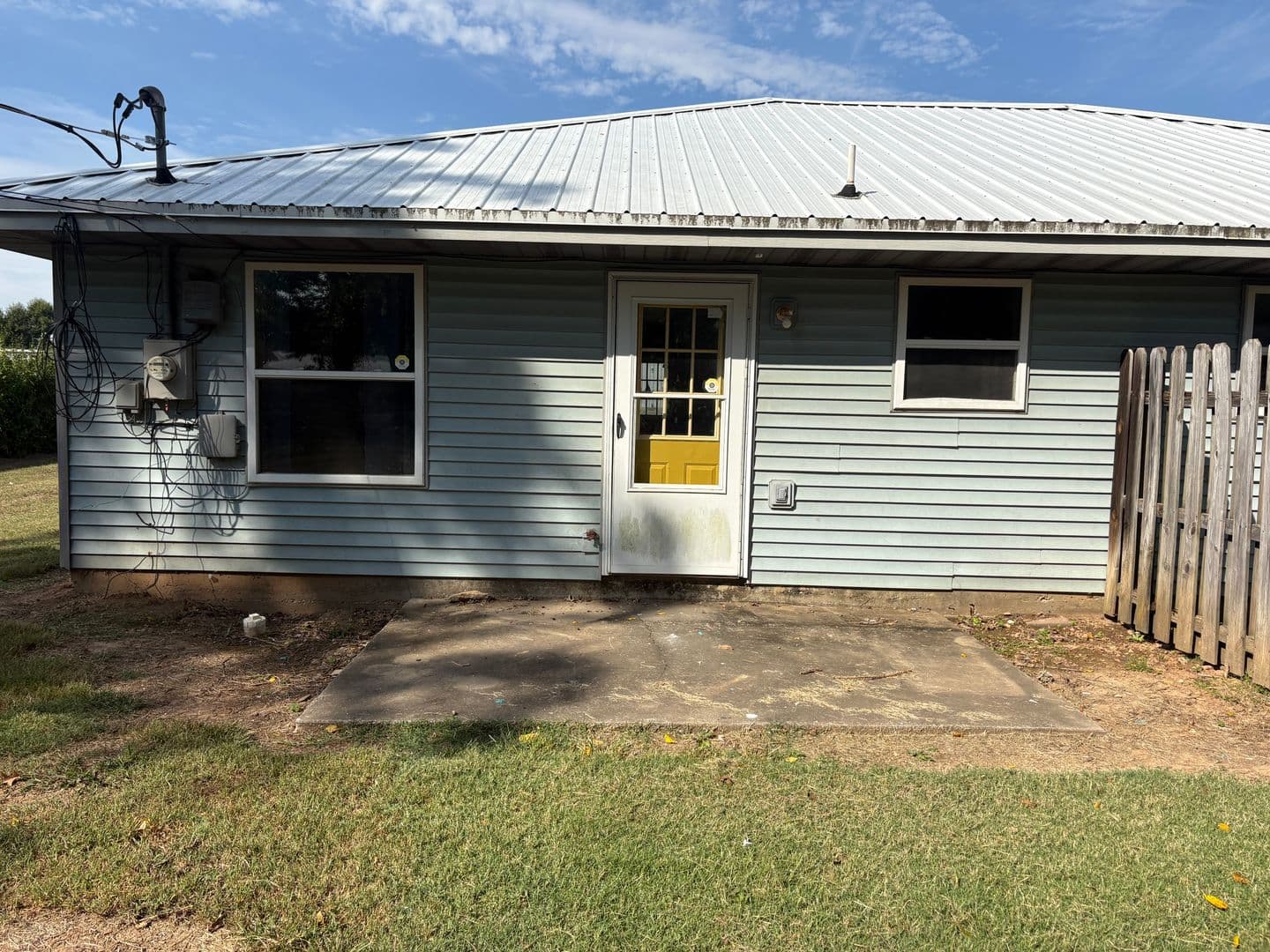 Cassville Apartment: 1107 Presley Dr