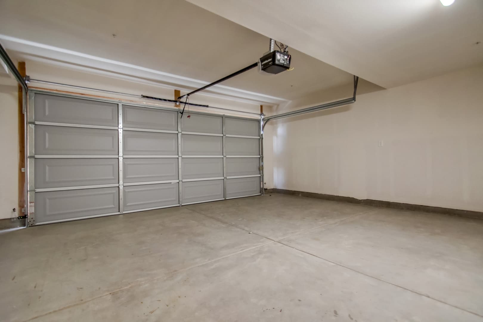San Diego Apartment: 307 Sycamore Road