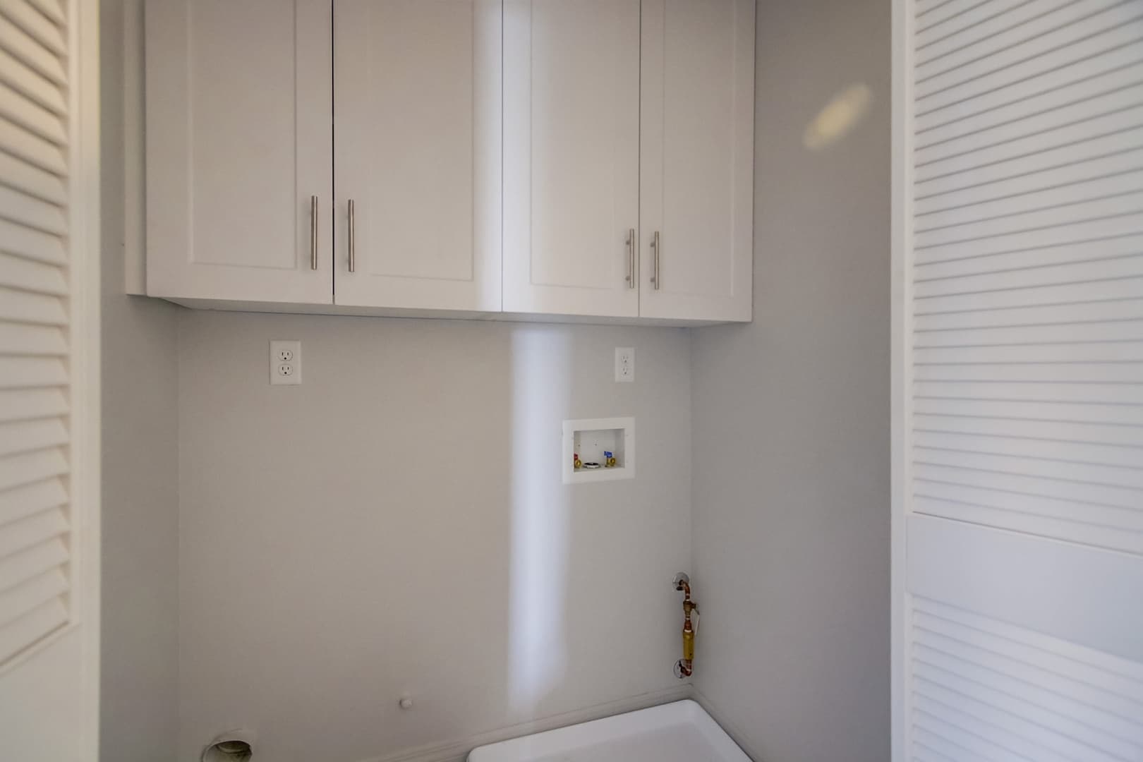 San Diego Apartment: 307 Sycamore Road