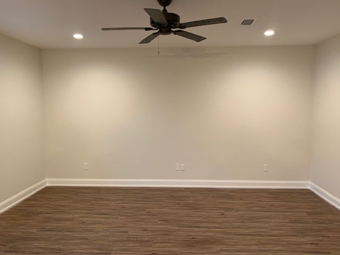 Niceville House: 1938 Bluewater Blvd- **NEED TENANT APPROVAL FOR SHOWINGS Oct 2nd-7th** *see note section*