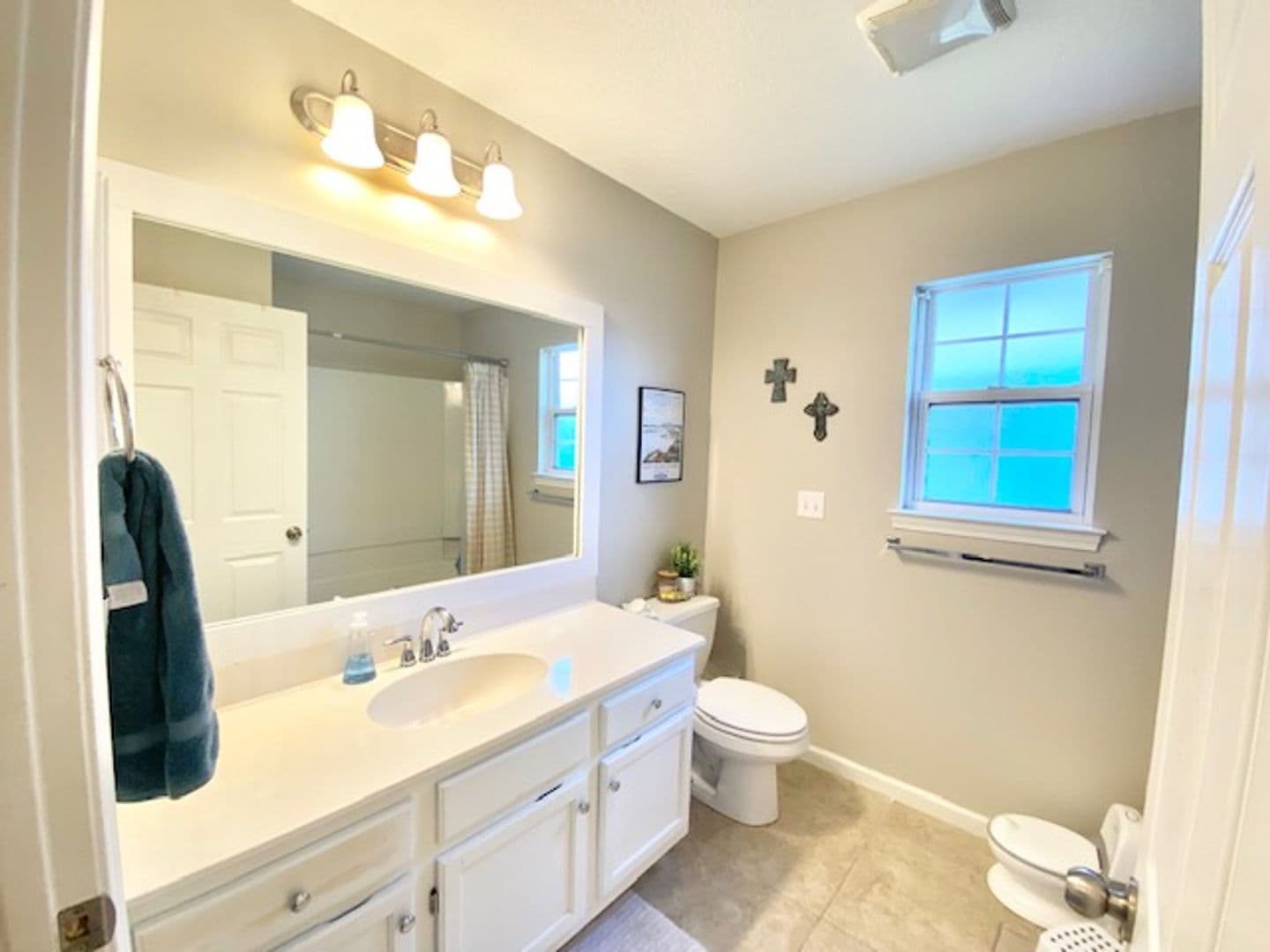Niceville House: 103 Underwood Lane