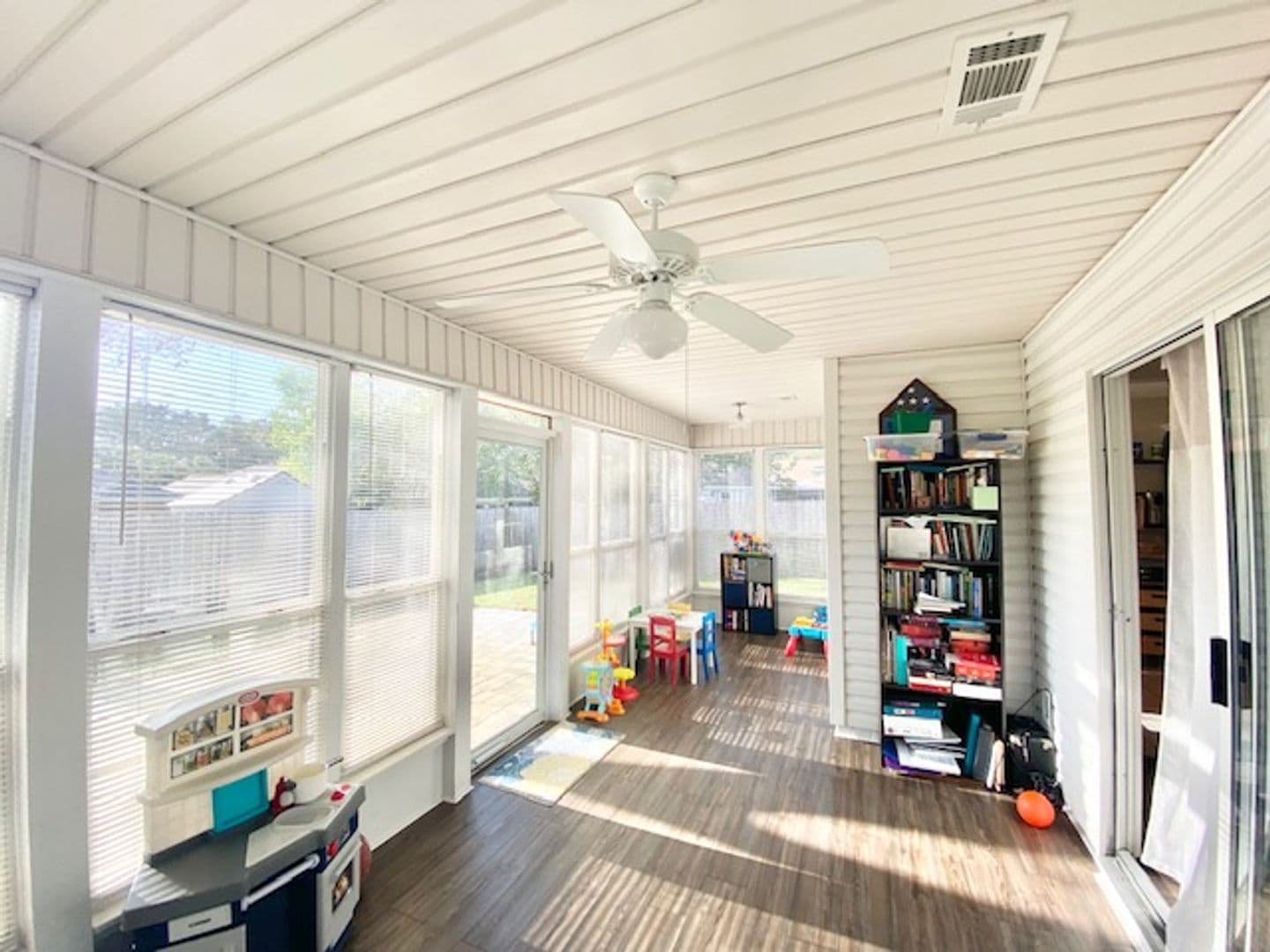 Niceville House: 103 Underwood Lane