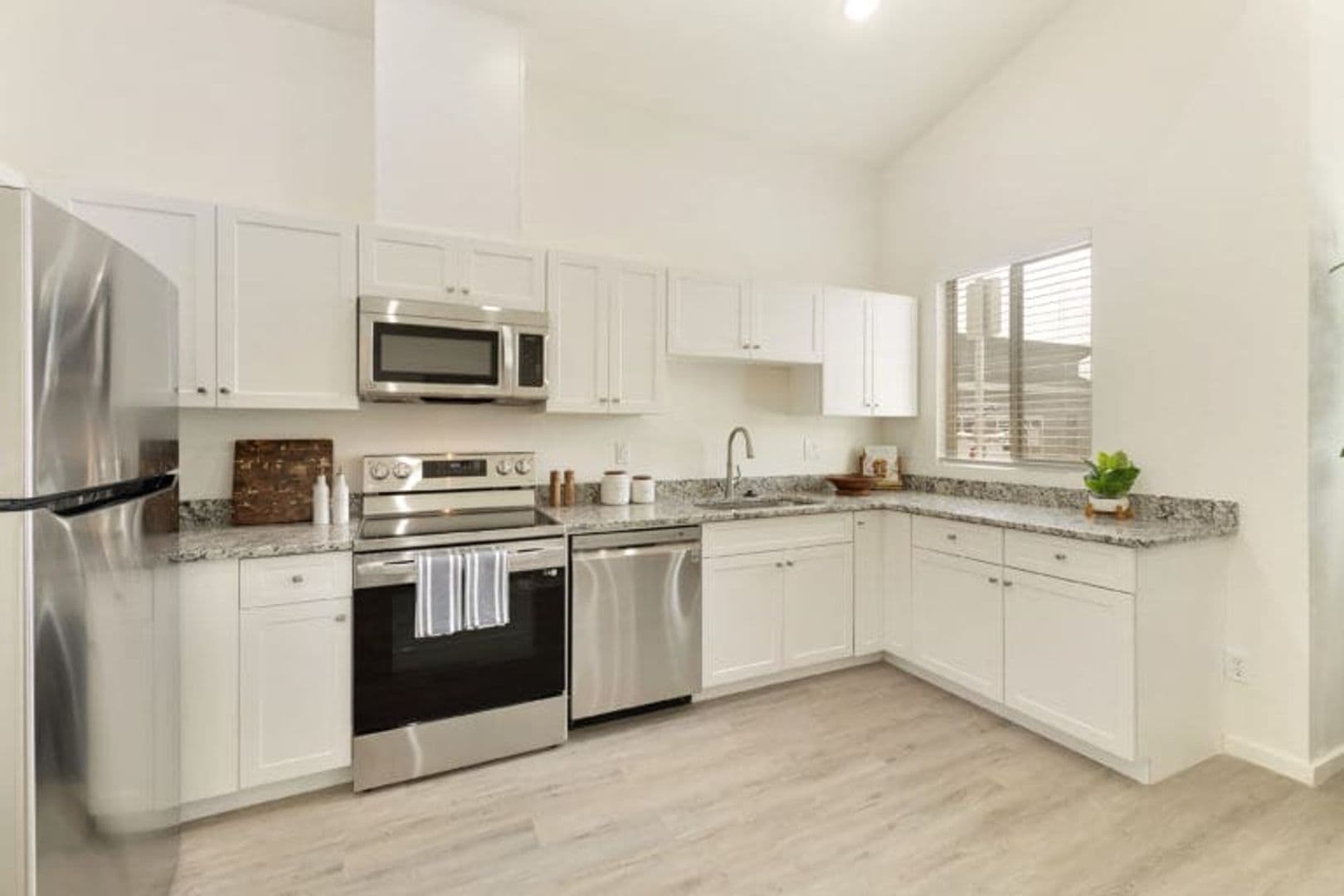 Apache Junction Apartment: 853 N Main Drive