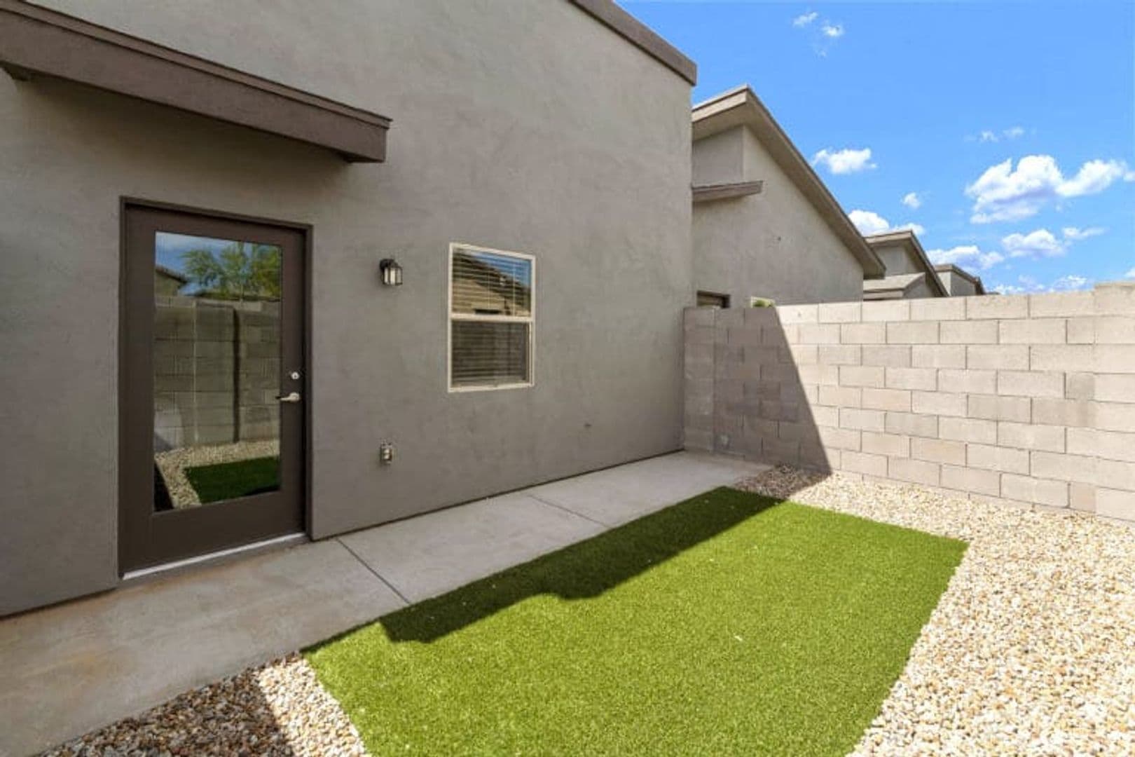 Apache Junction Apartment: 853 N Main Drive