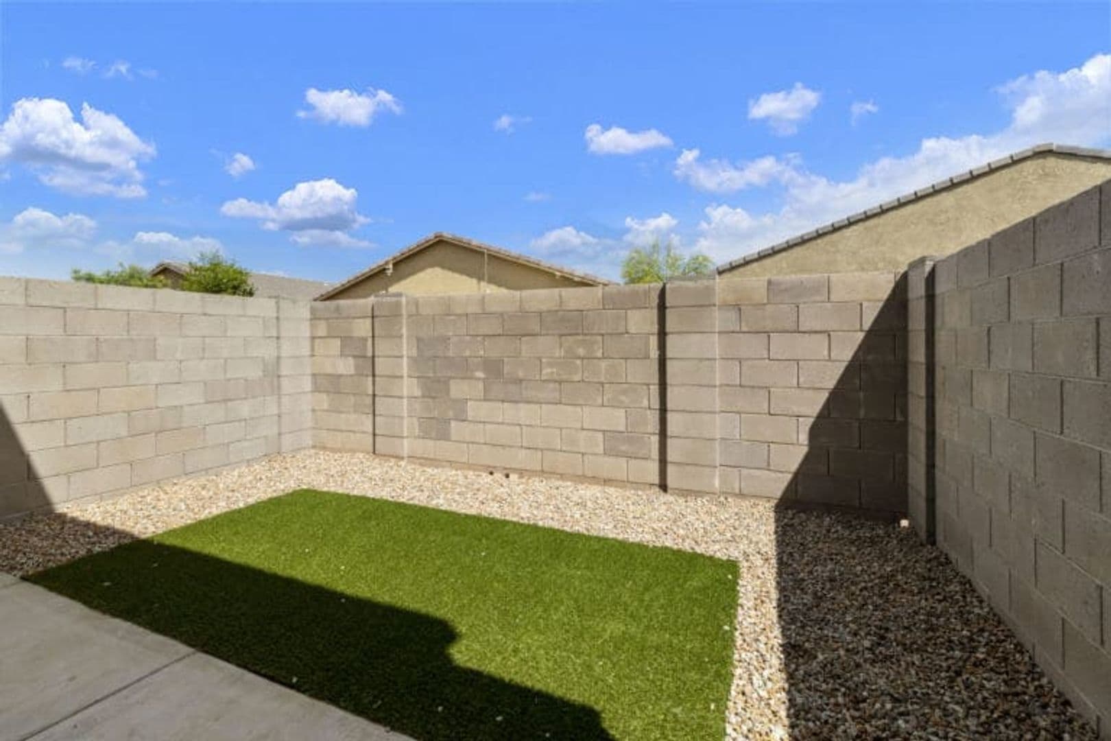 Apache Junction Apartment: 853 N Main Drive