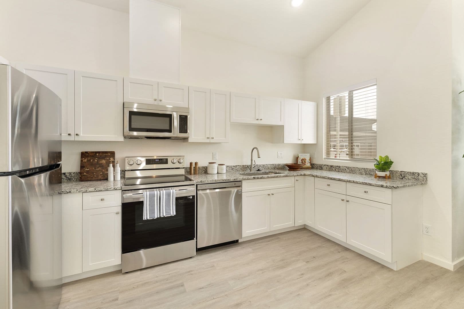 Apache Junction Apartment: 853 N Main Drive