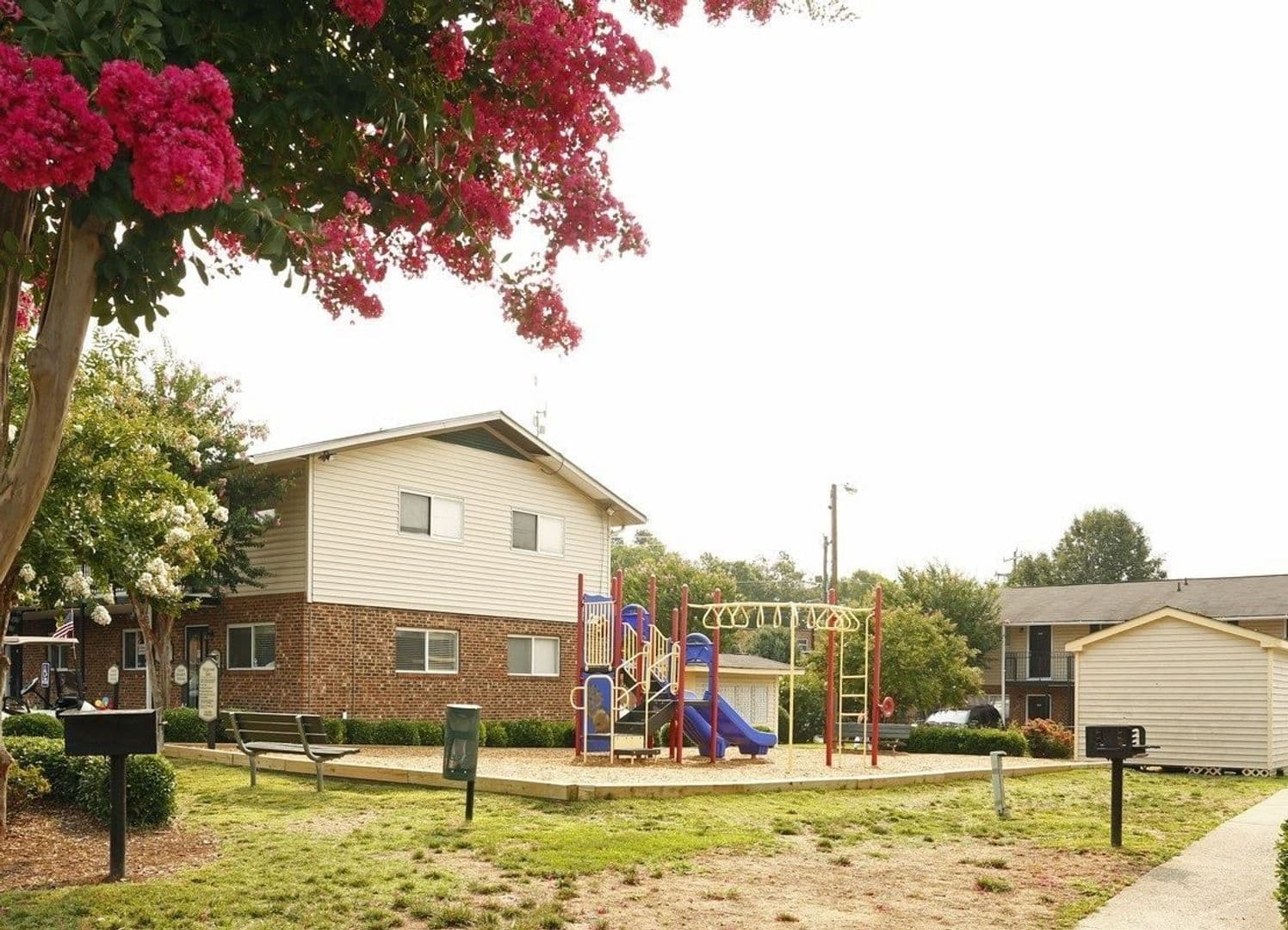 Durham Apartment: 412 E. Pilot St