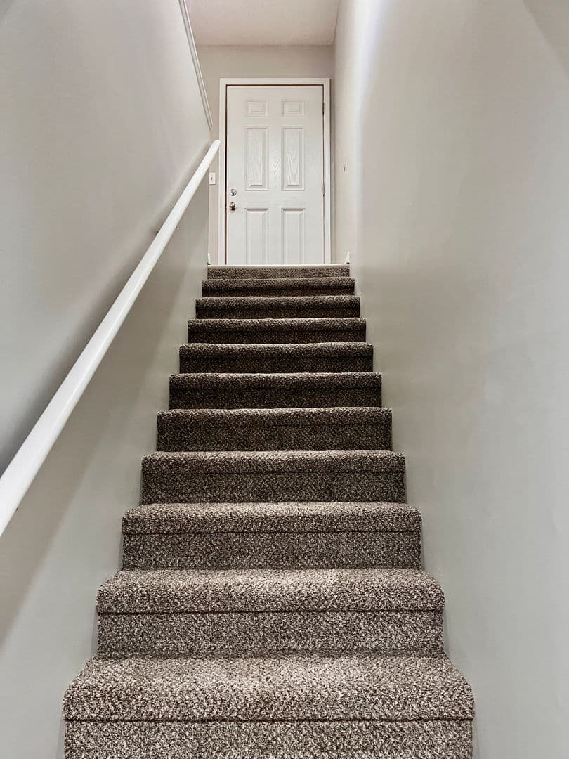 Gray Apartment: 6125 Kingsport Hwy