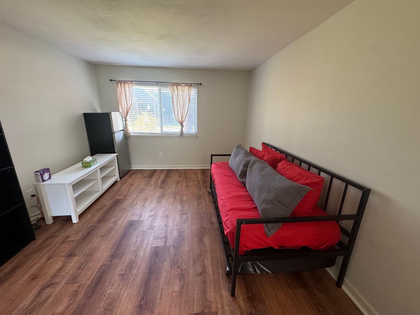 San Pablo Condo: 1000 Evergreen Terrace #1109