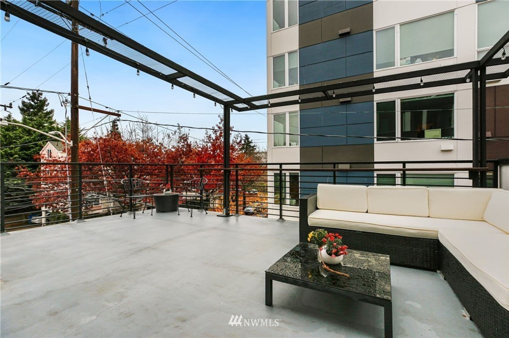 Seattle House: 2011 E Denny Way C