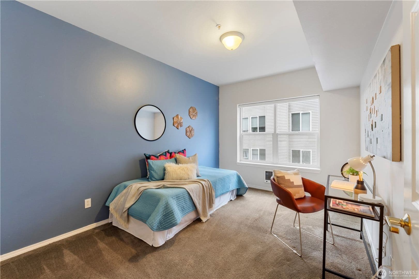 Seattle Condo: 3221 SW Avalon Way #413