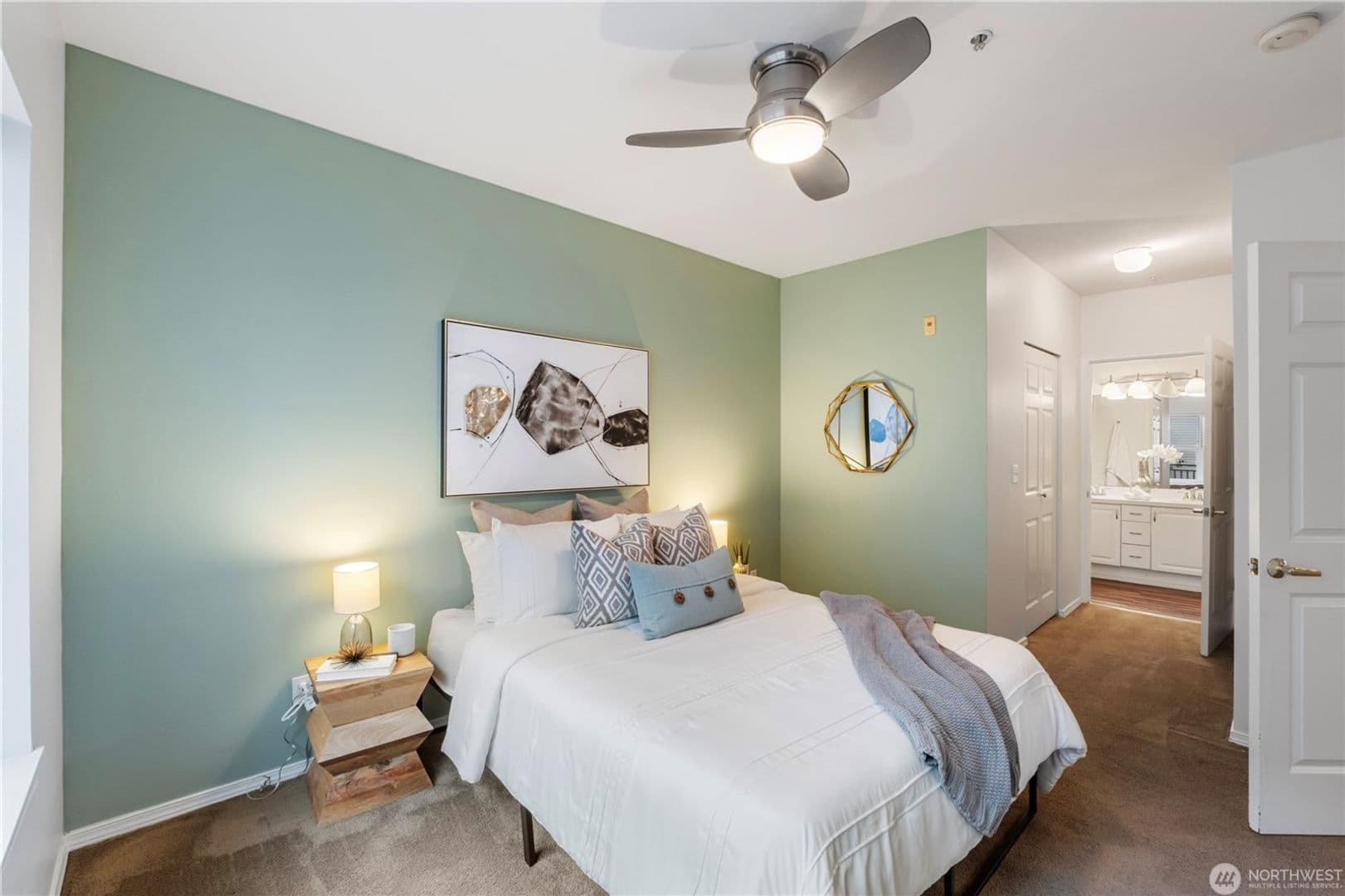 Seattle Condo: 3221 SW Avalon Way #413