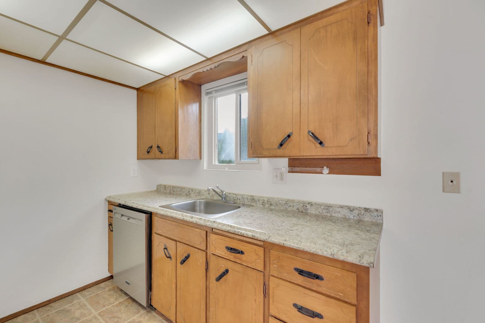 Seattle Apartment: 2028 NW 59th Street
