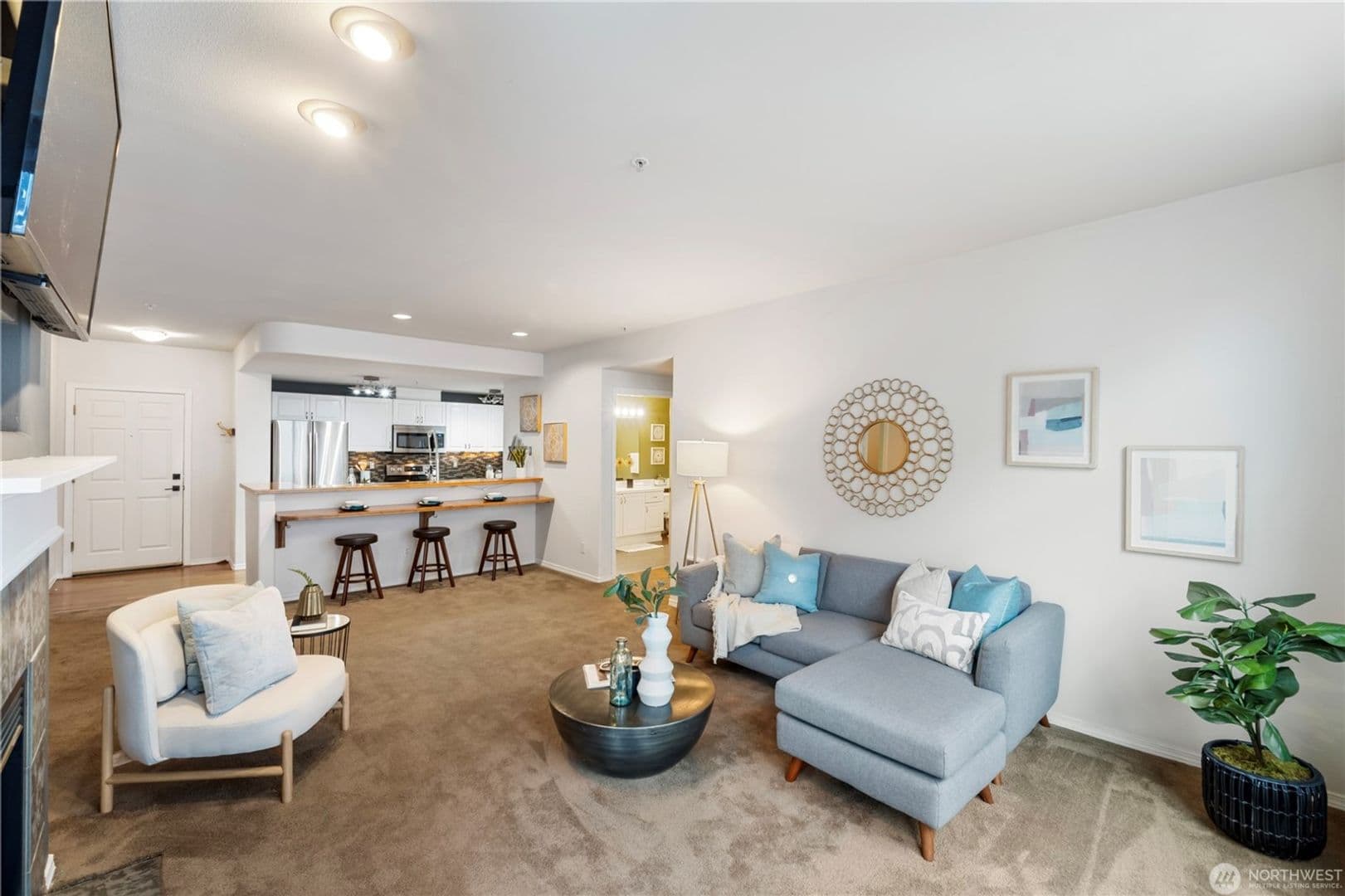 Seattle Condo: 3221 SW Avalon Way #413