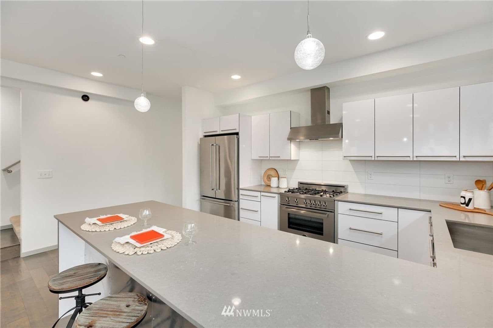 Seattle House: 2011 E Denny Way C