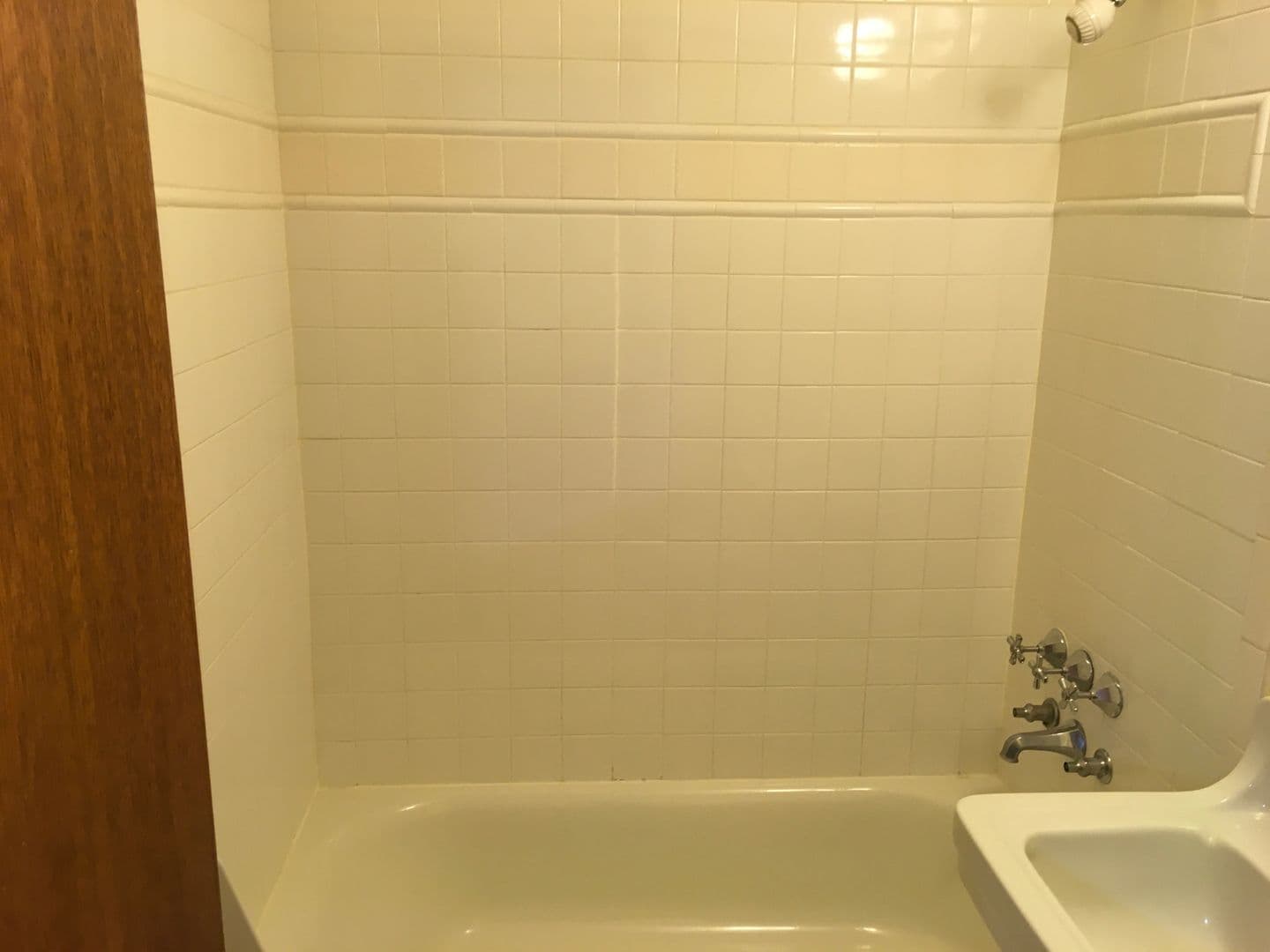 Seattle Apartment: 124 11th Avenue East