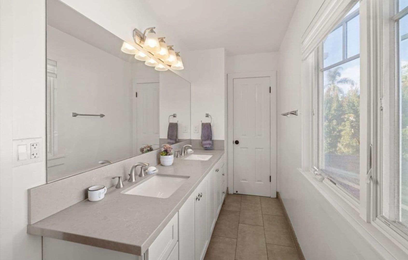 Santa Barbara Condo: 731 Bath St
