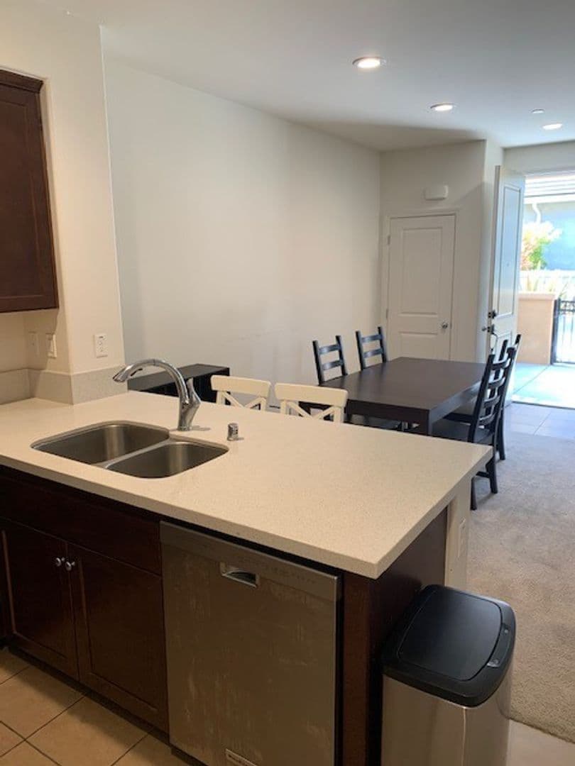 Goleta House: 6539 Calle Koral