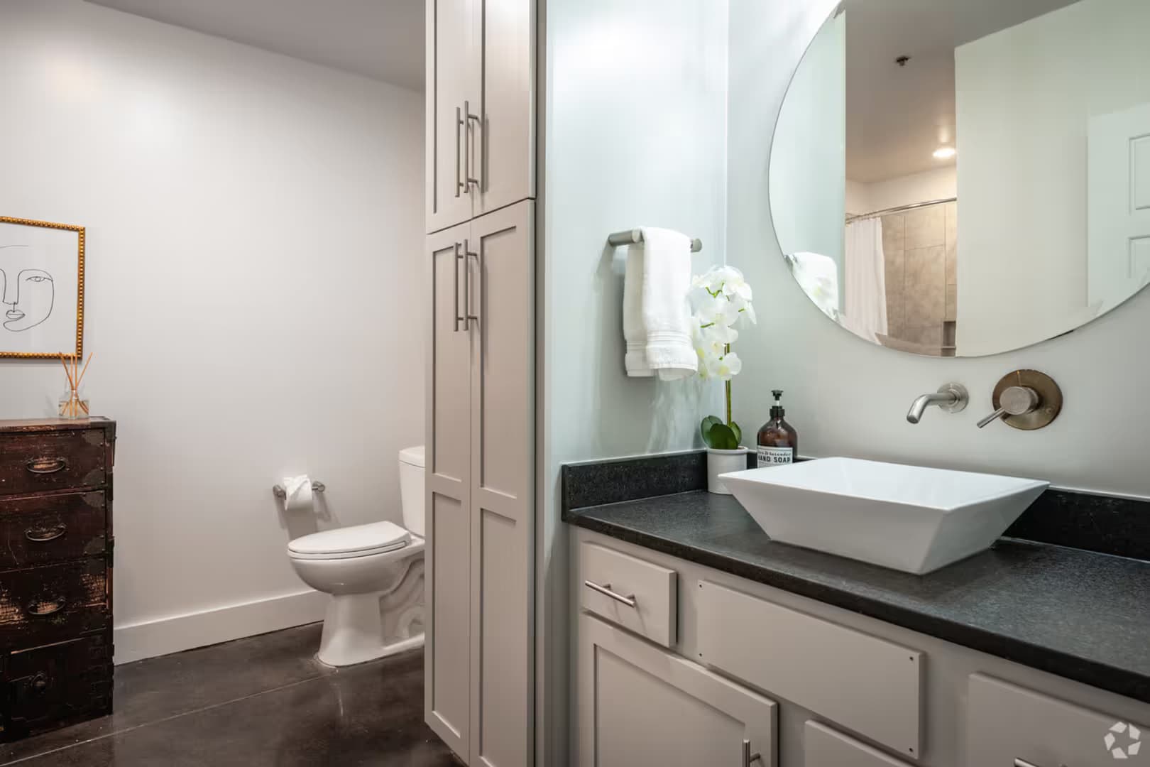 Spartanburg Apartment: 1875 Hayne Street