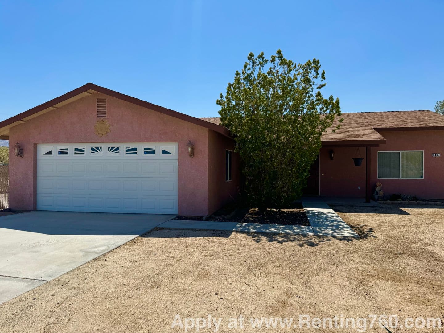 Twentynine Palms House: 6452 Timothy Ave