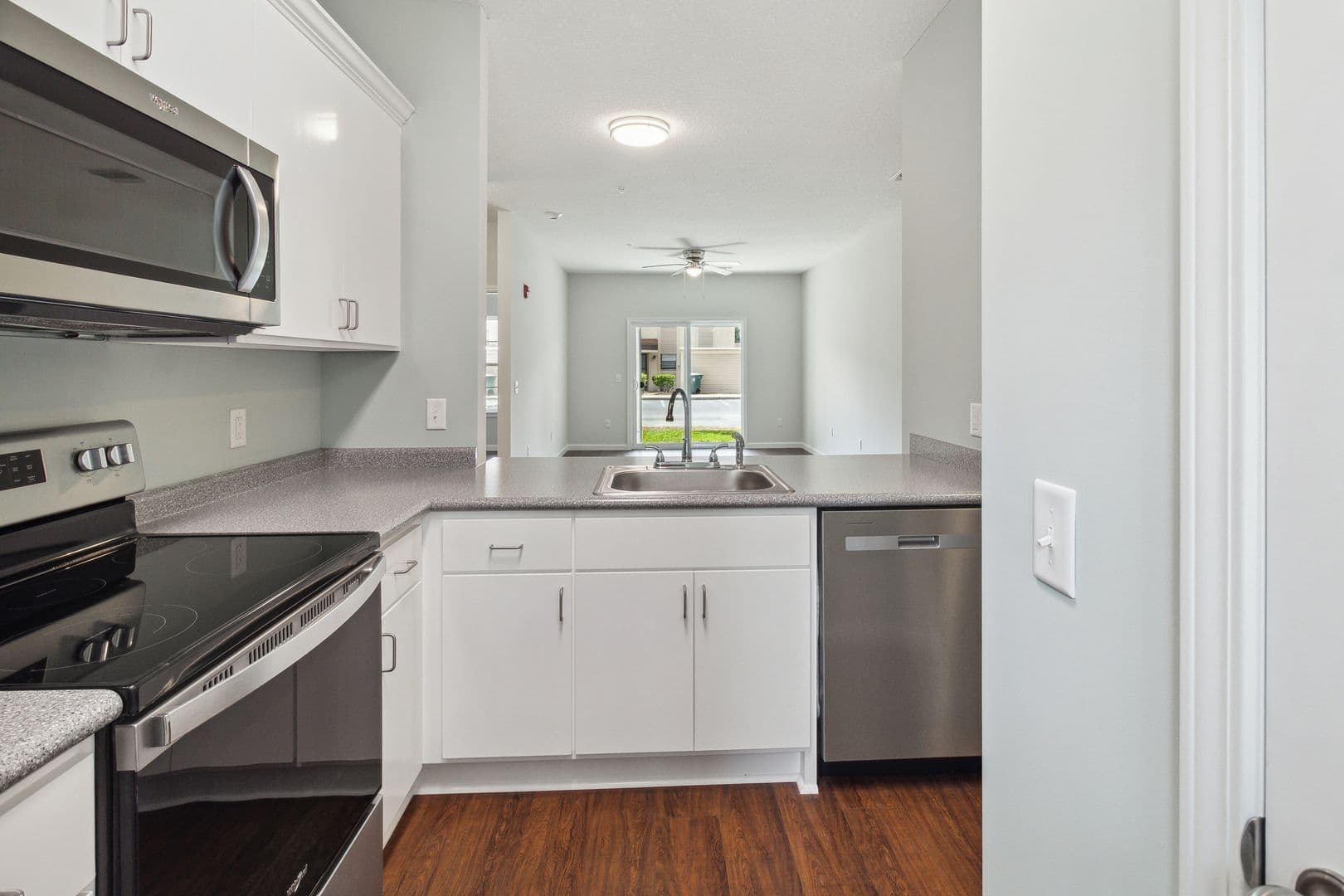 Hinesville Apartment: 905 Olmstead Rd