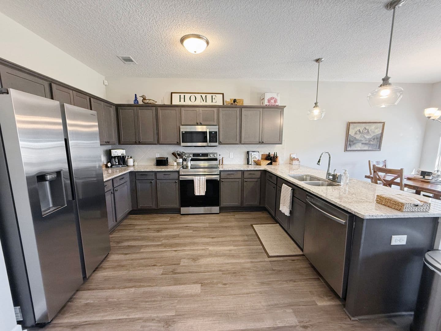 Hinesville House: 219 Herty Lane