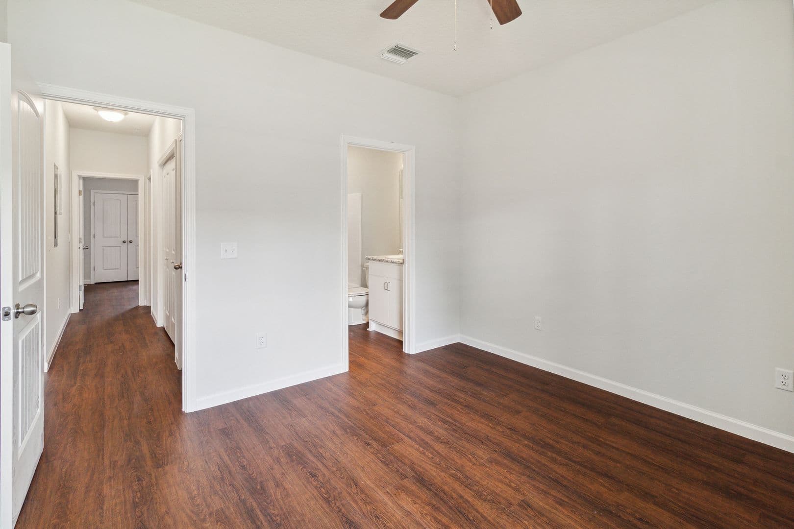 Hinesville Apartment: 905 Olmstead Rd