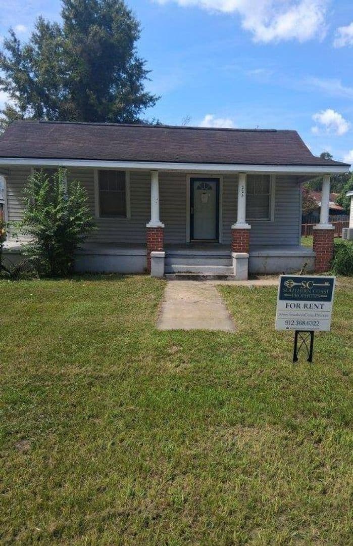 Port Wentworth House: 223 Aberfeldy Street